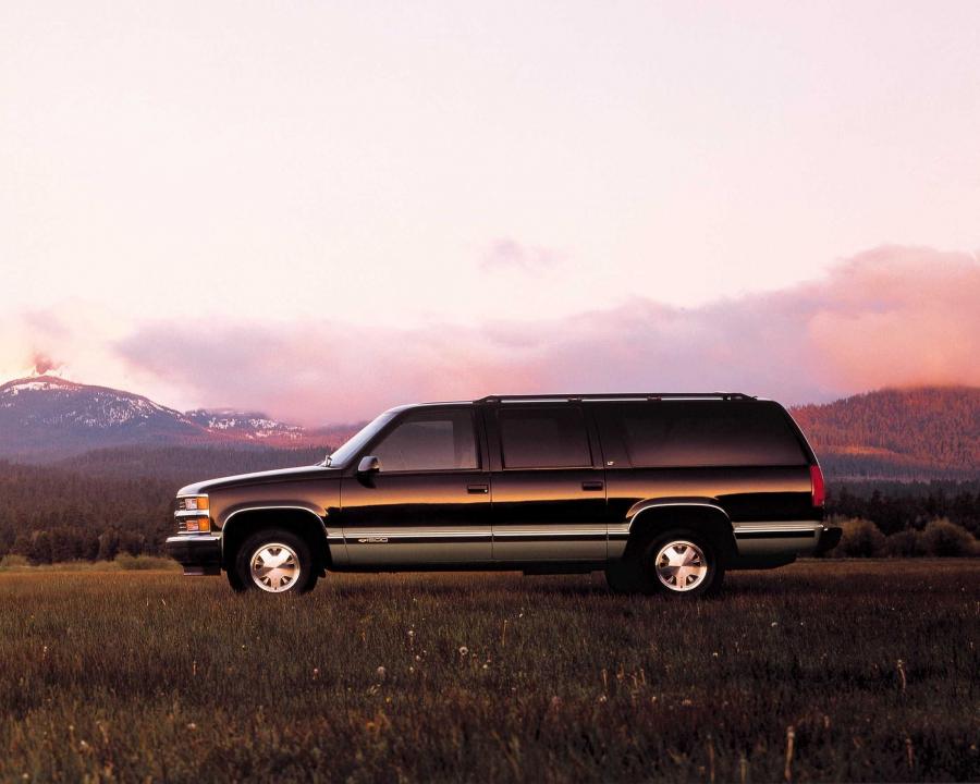  Chevrolet Suburban 1992 года  (фото 11 из 11)